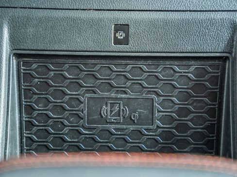 Used 2024 Nissan Frontier PRO-4X w/ Pro Convenience Package image 27