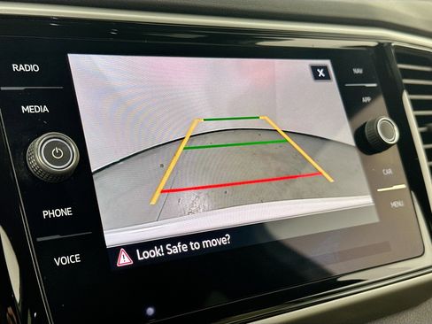 Used 2023 Volkswagen Atlas Cross Sport SEL image 14