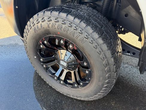 Used 2019 RAM 2500 Tradesman image 17