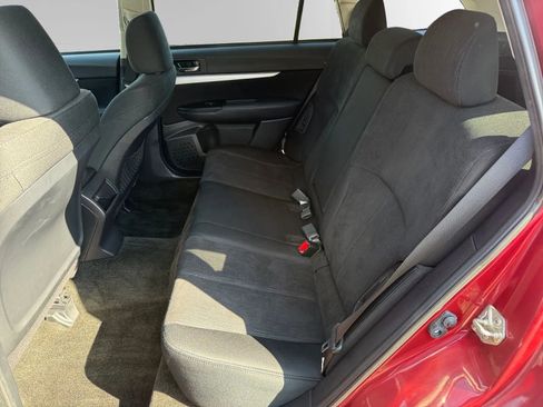 Used 2014 Subaru Outback 2.5i Premium image 17