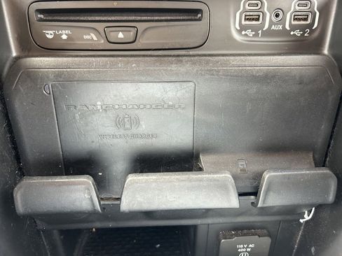 Used 2019 RAM 1500 Limited AWD/4WD image 14
