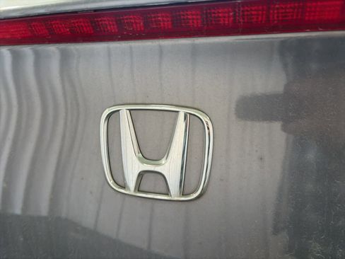 Used 2017 Honda Accord EX-L image 11