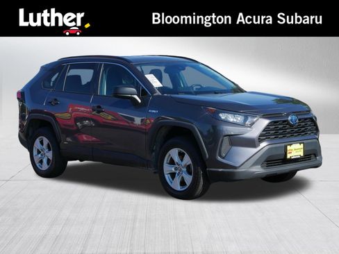 Used 2021 Toyota RAV4 LE AWD/4WD image 1