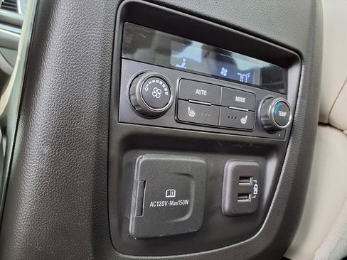 Used 2023 Buick Enclave Avenir w/ Avenir Technology Package AWD/4WD image 29