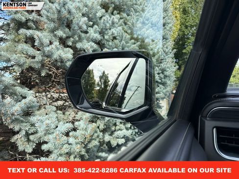 Used 2024 GMC Yukon SLT image 25