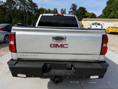 Used 2016 GMC Sierra 2500 SLT w/ Duramax Plus Package AWD/4WD image 6