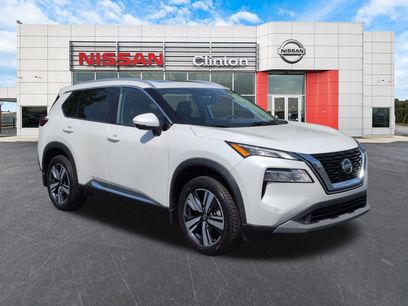 Used 2021 Nissan Rogue SL w/ Premium Package