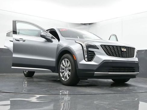Used 2023 Cadillac XT4 Premium Luxury image 64