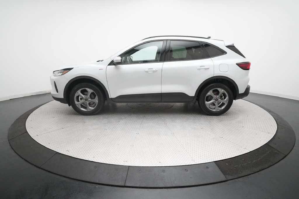 Used 2025 Ford Escape ST-Line Select AWD/4WD image 24