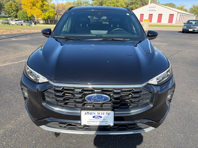 Used 2024 Ford Escape ST-Line Select w/ Tech Pack #1 AWD/4WD image 8