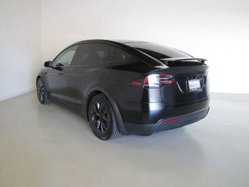 Used 2023 Tesla Model X AWD/4WD image 22