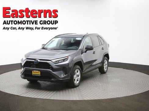 Used 2021 Toyota RAV4 LE image 54