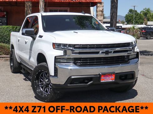 Used 2019 Chevrolet Silverado 1500 LT w/ All-Star Edition AWD/4WD image 2