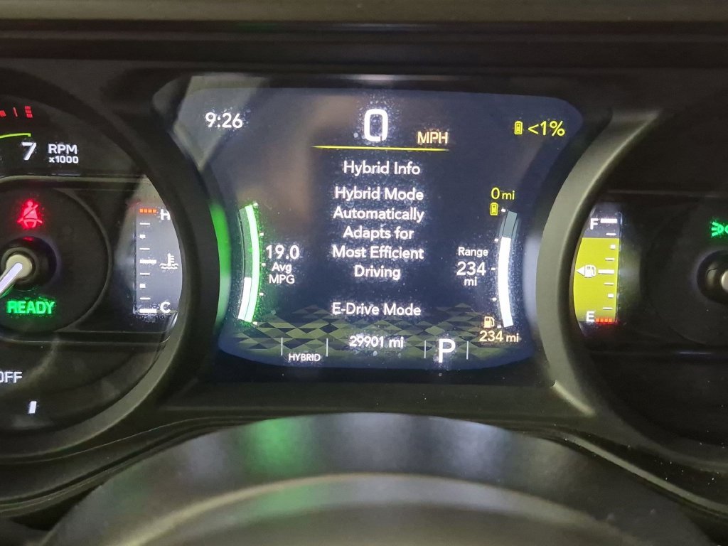 Used 2024 Jeep Wrangler Unlimited w/ Convenience Group AWD/4WD image 19