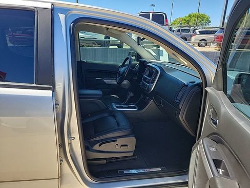 Used 2019 Chevrolet Colorado ZR2 image 15