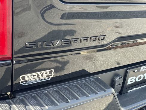 New 2026 Chevrolet Silverado 1500 LT Trail Boss w/ Dark Appearance Package image 32