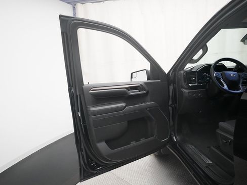 Used 2023 Chevrolet Silverado 1500 LT image 27