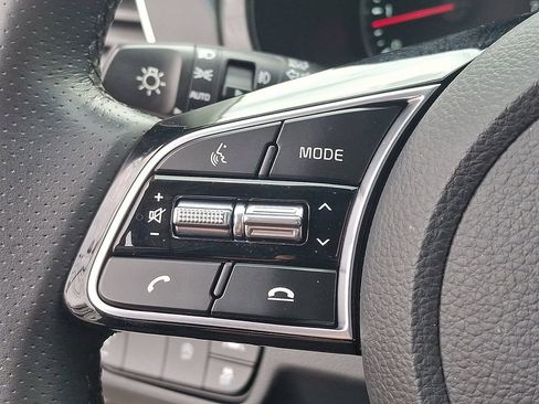 Used 2023 Kia Seltos SX w/ SX Sunroof Package image 22