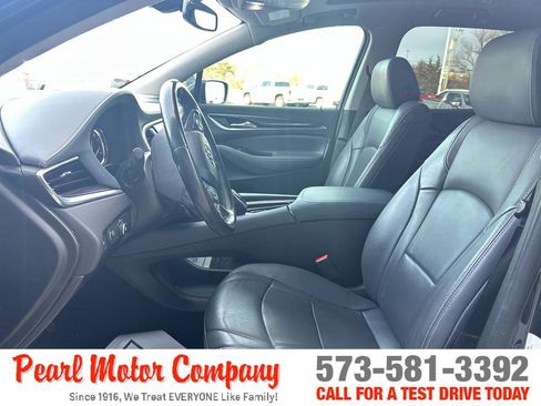 Certified 2019 Buick Enclave Essence image 11