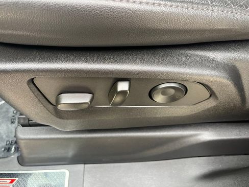 Used 2022 Chevrolet Silverado 1500 ZR2 AWD/4WD image 38