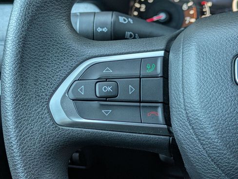 Used 2023 Jeep Compass Sport image 15