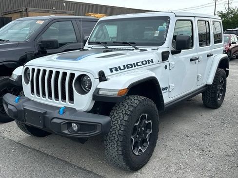 Used 2023 Jeep Wrangler Unlimited Rubicon 4xe w/ Cold Weather Group AWD/4WD image 3