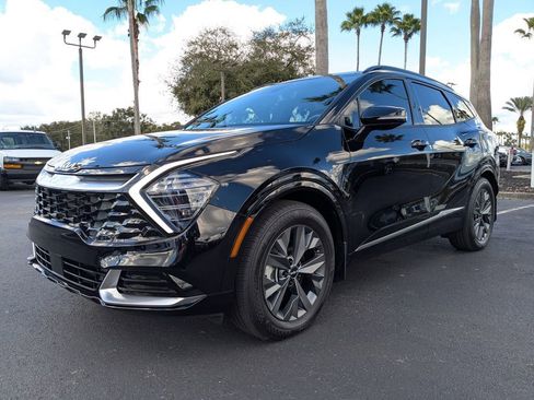 Used 2024 Kia Sportage SX image 8