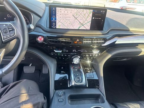 Used 2025 Acura MDX w/ Advance Package image 10