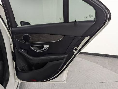 Used 2019 Mercedes-Benz C 300 4MATIC Sedan image 20
