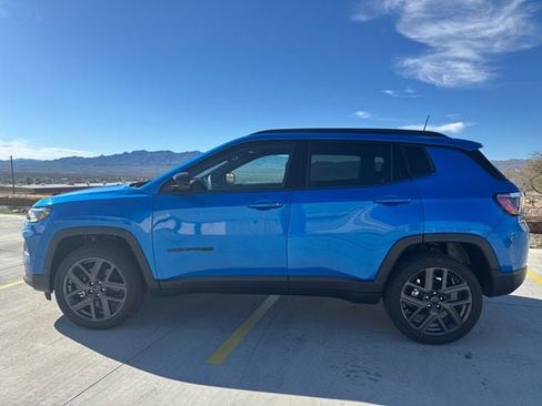 New 2026 Jeep Compass Latitude image 2