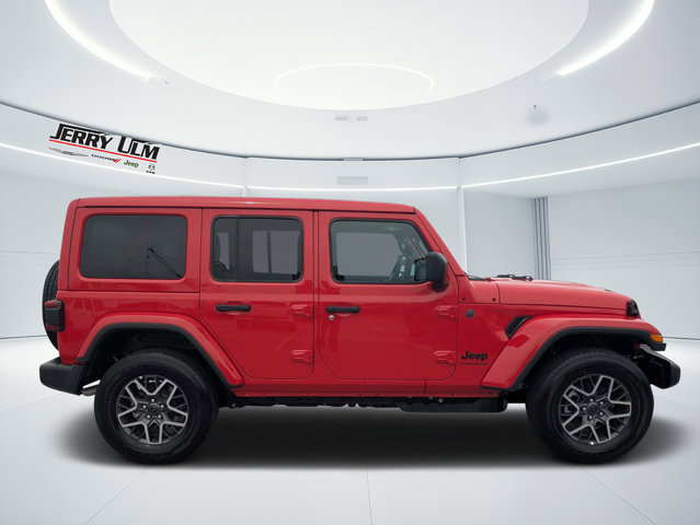 Certified 2026 Jeep Wrangler Unlimited Sahara AWD/4WD image 2