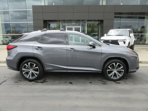 Used 2016 Lexus RX 450h AWD w/ Cold Weather Package image 11