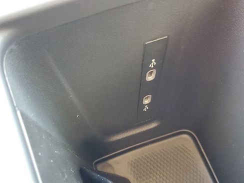 New 2026 Volkswagen Tiguan S image 25