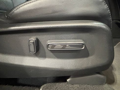 Used 2020 Honda CR-V EX-L image 33