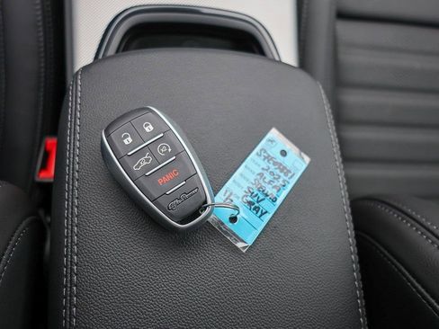 New 2025 Alfa Romeo Stelvio Sprint image 28