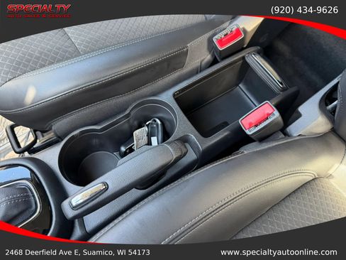 Used 2022 Buick Encore Preferred w/ Safety Package AWD/4WD image 31