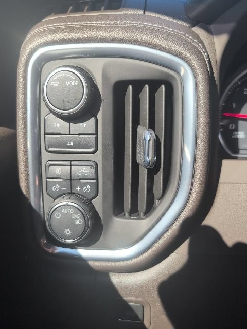Used 2023 Chevrolet Silverado 2500 LT w/ Convenience Package AWD/4WD image 18