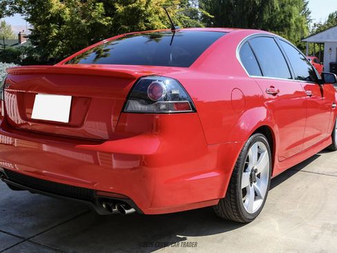 Used 2009 Pontiac G8 GT w/ Premium Package RWD image 6