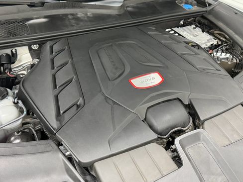 Used 2020 Porsche Cayenne Turbo AWD/4WD image 52