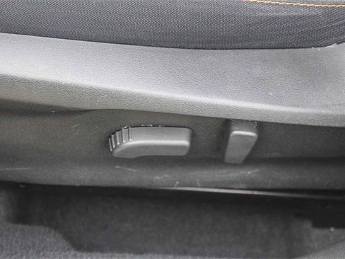 Used 2022 Subaru Crosstrek 2.0i Premium w/ Moonroof Package image 29