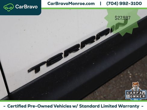 Certified 2024 GMC Terrain SLT w/ Infotainment Package II FWD image 14