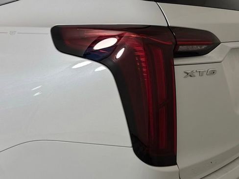 Certified 2024 Cadillac XT6 Premium Luxury w/ Technology Package FWD image 13