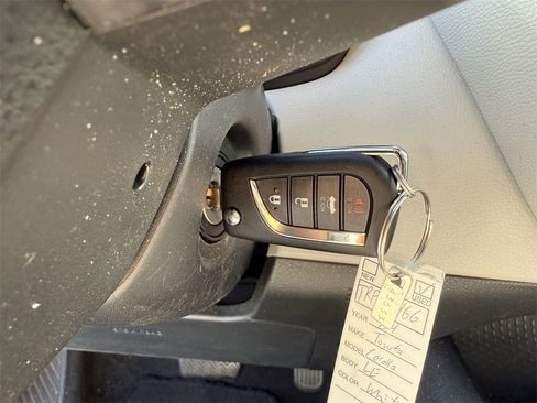 Used 2024 Toyota Corolla LE image 20