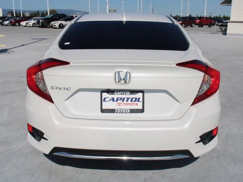 Used 2020 Honda Civic EX-L image 4