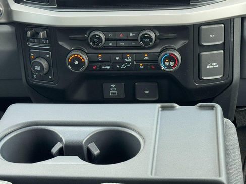 New 2026 Ford F350 4x4 Crew Cab Super Duty image 9