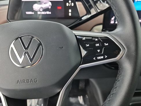 Used 2023 Volkswagen ID.4 Pro AWD/4WD image 30