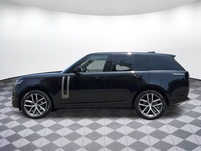Used 2025 Land Rover Range Rover SE