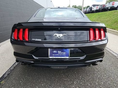 Certified 2019 Ford Mustang Premium RWD image 5
