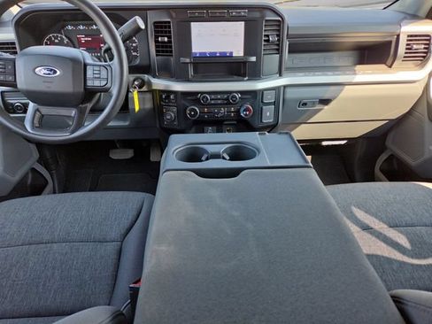 Used 2024 Ford F250 XL w/ STX Appearance Package AWD/4WD image 29