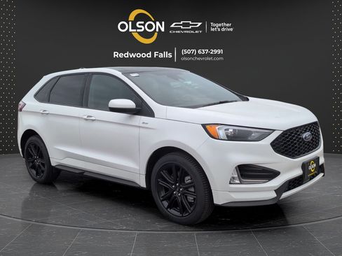 Used 2024 Ford Edge ST-Line w/ Class II Trailer Tow Package AWD/4WD image 7